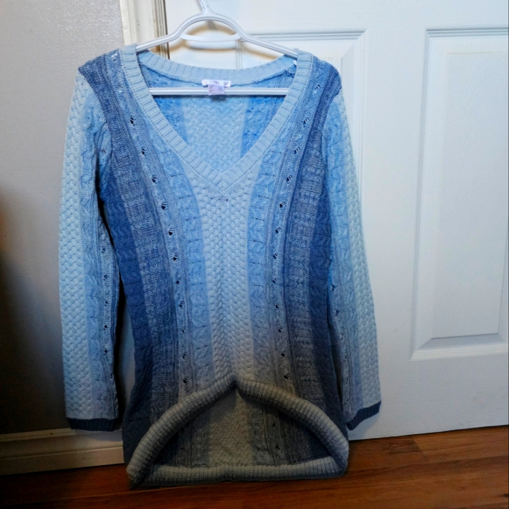 Cozy Blue Cable Knit Swetaers